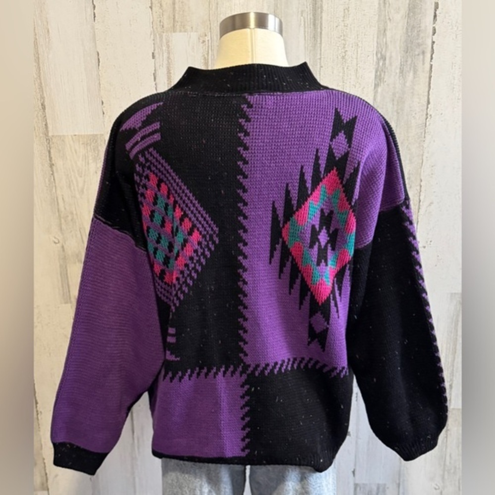 Vintage Southwestern Geometric Sweater One Size Fits Most
Aztec 80s 90s - Picture 4 of 6